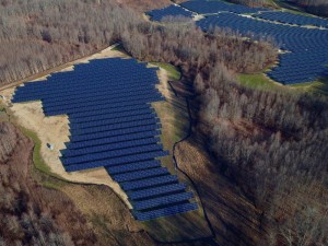 12.8 MW Utility Project - the World&apos;s Largest Bifacial PV Installation in Eastern US (PRNewsFoto/Sunpreme, Inc.)